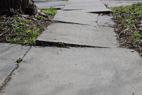 Cost of Concrete Sidewalk Leveling in Lees Summit